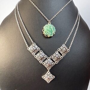 Pendant Necklaces Silver Tone Delicate Sarah Coventry Filigree Blue Flower